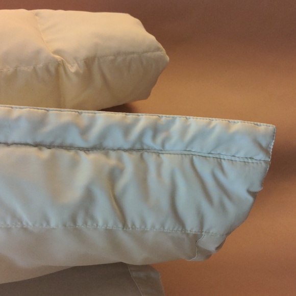 CALVIN KLEIN NWOT White Puffer Coat with Faux Fur Lining in Medium - Picture 4 of 14